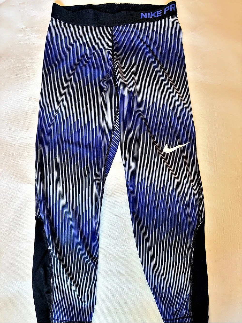 Nike Pro Women's Geometric Leggings Size Medium